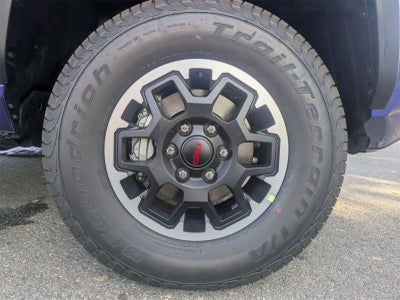 2025 Toyota Tacoma TRD Off-Road