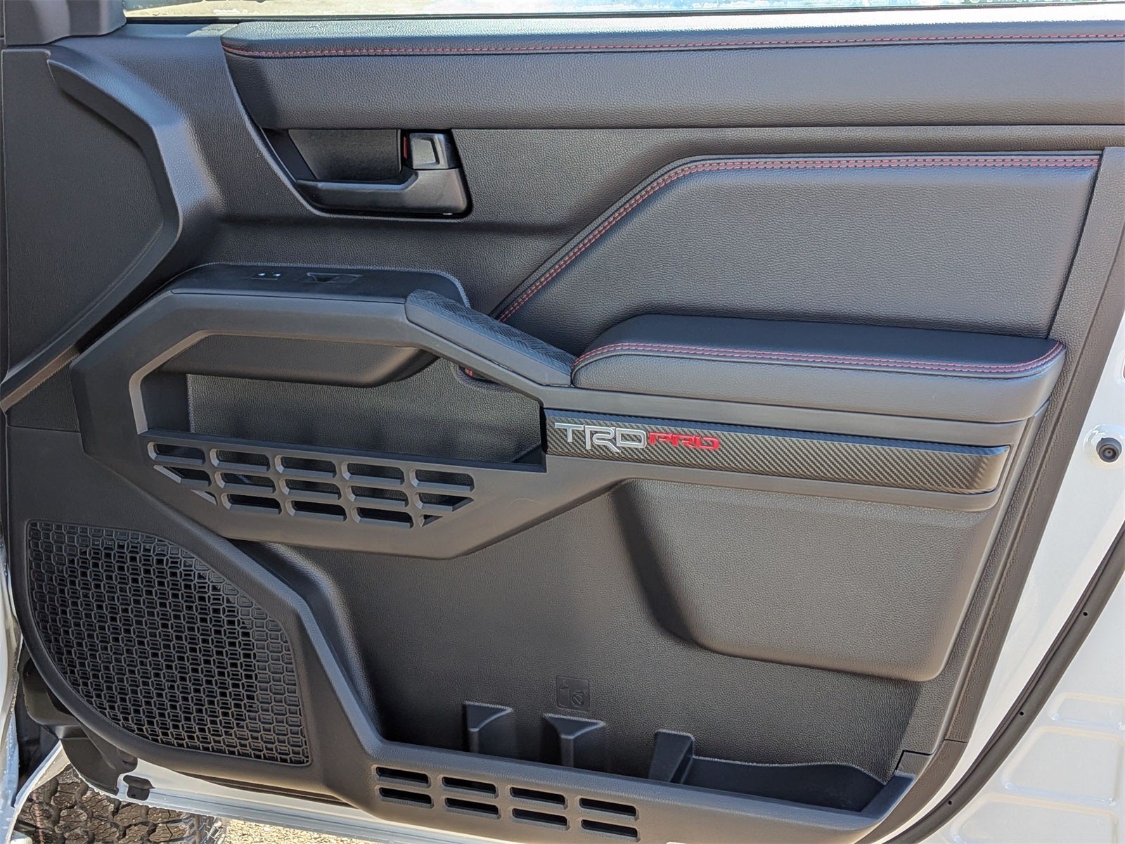 2026 Toyota Tacoma i-FORCE MAX Tacoma TRD Pro