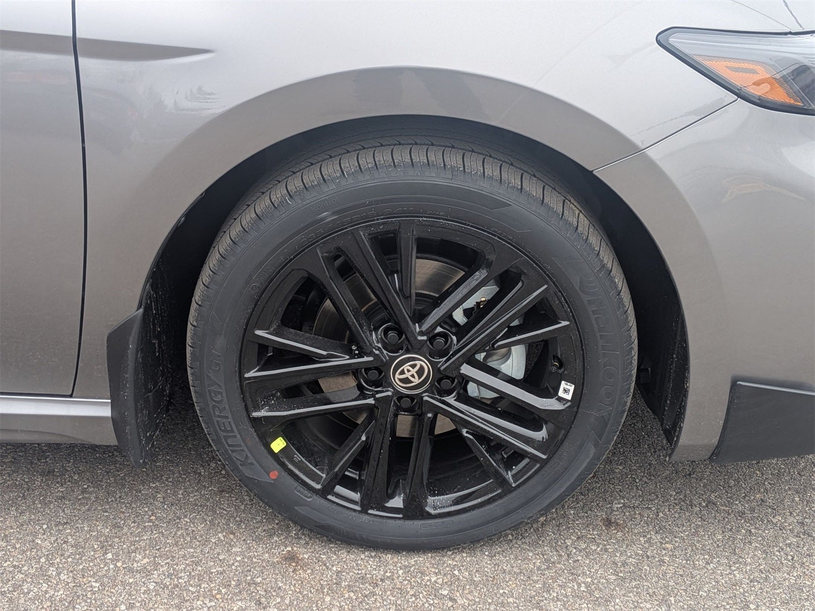 2026 Toyota Camry SE AWD