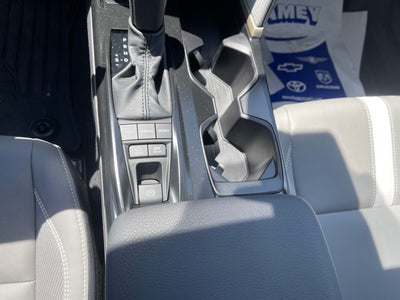 2026 Toyota Camry SE AWD