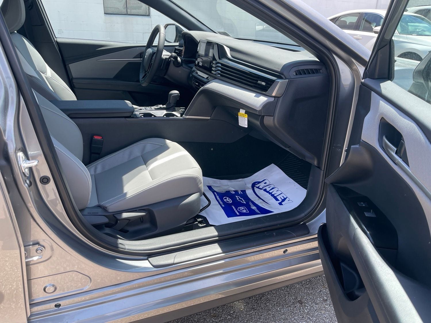 2026 Toyota Camry SE AWD