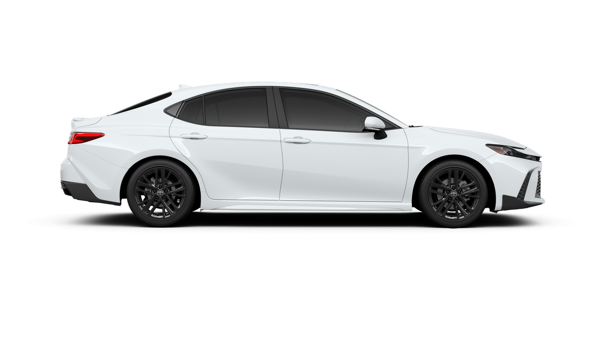 2026 Toyota Camry SE AWD
