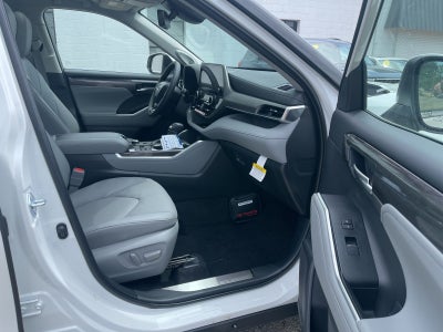 2026 Toyota Highlander Limited