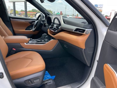 2026 Toyota Highlander Platinum