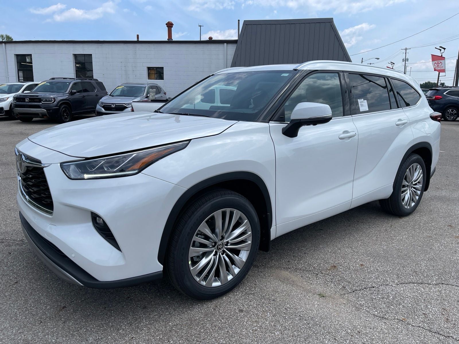 2026 Toyota Highlander Platinum
