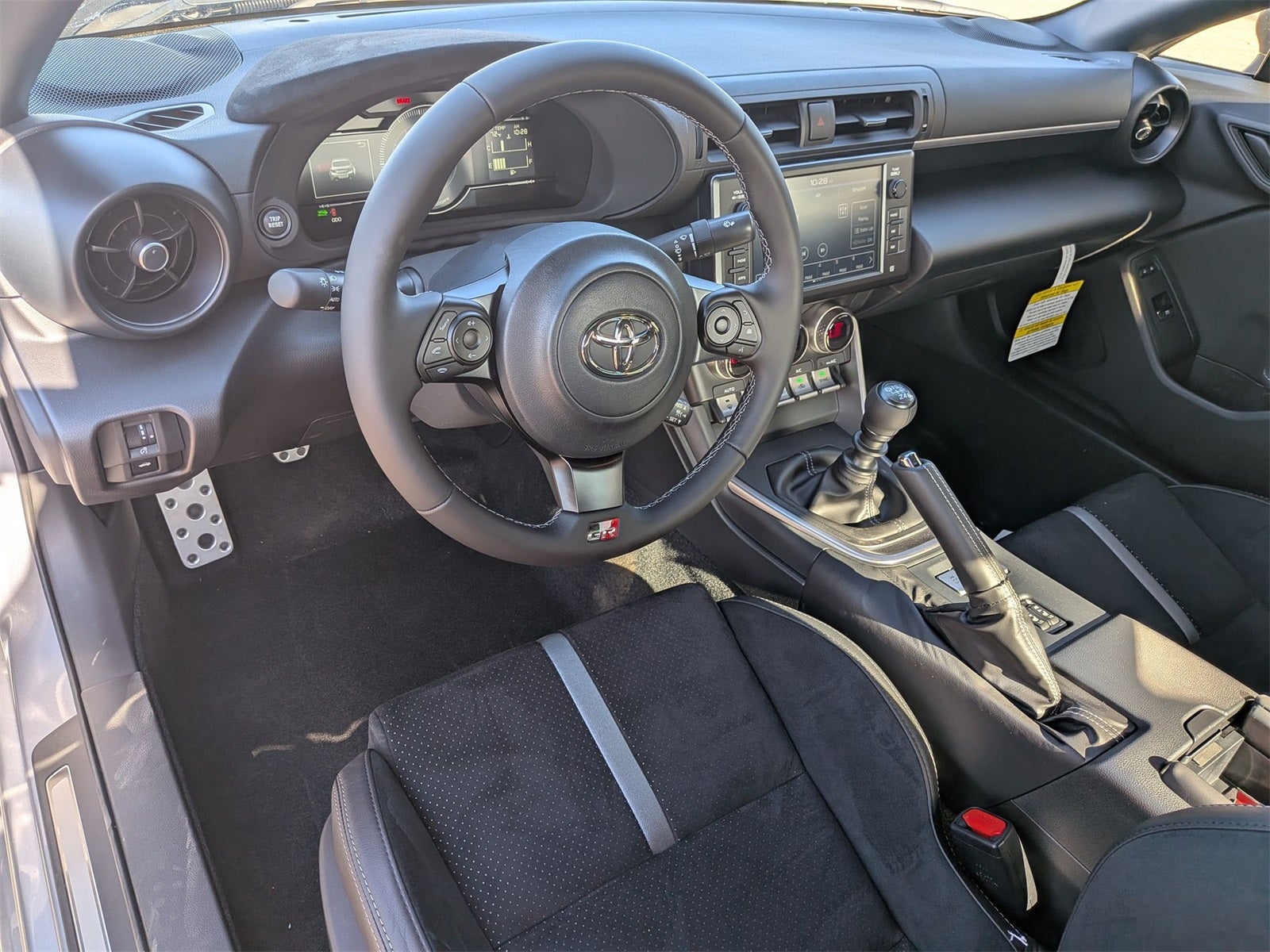 2025 Toyota GR86 Premium MT