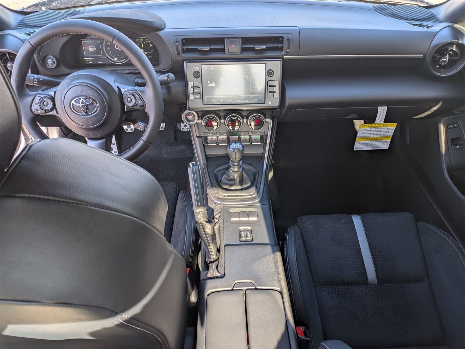 2025 Toyota GR86 Premium MT