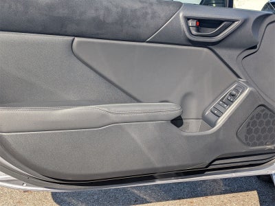 2025 Toyota GR86 Premium MT