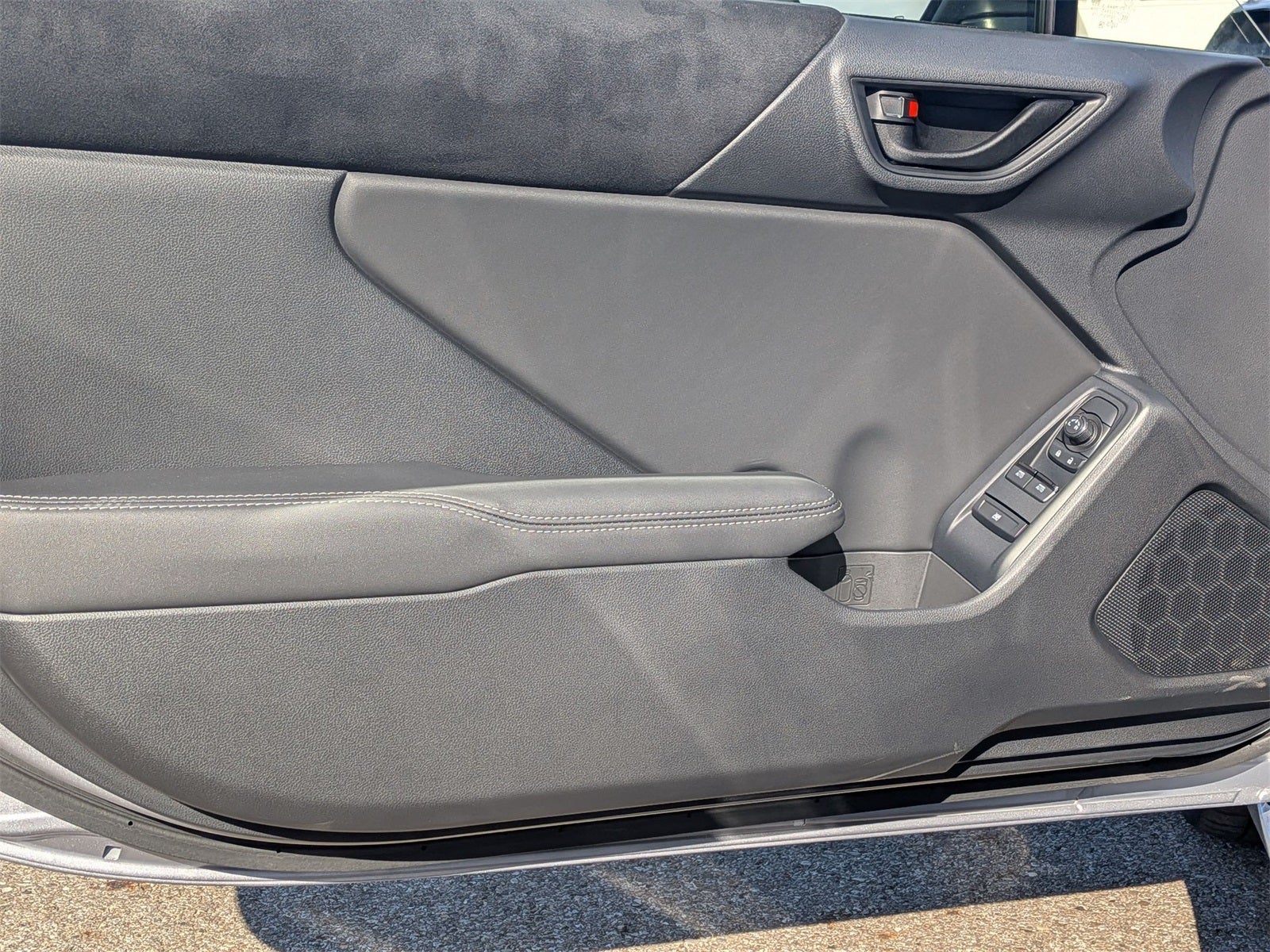 2025 Toyota GR86 Premium MT