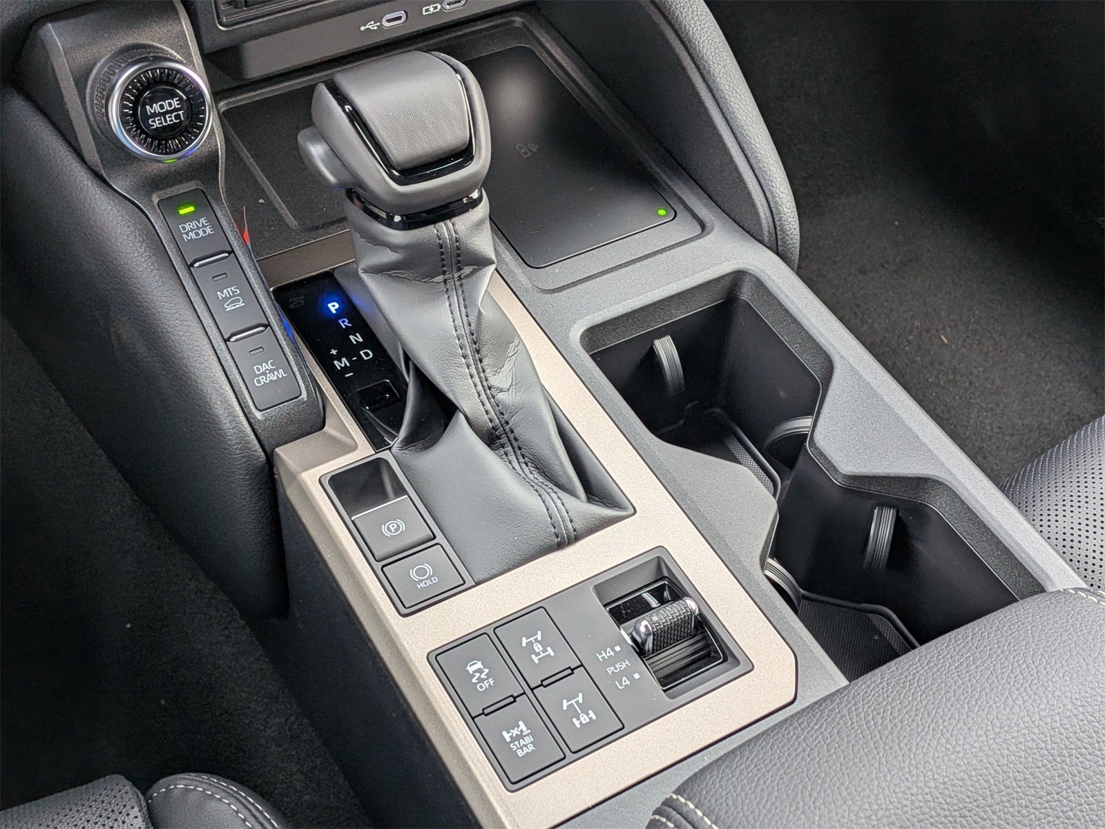 2026 Toyota Land Cruiser 4WD (Natl)