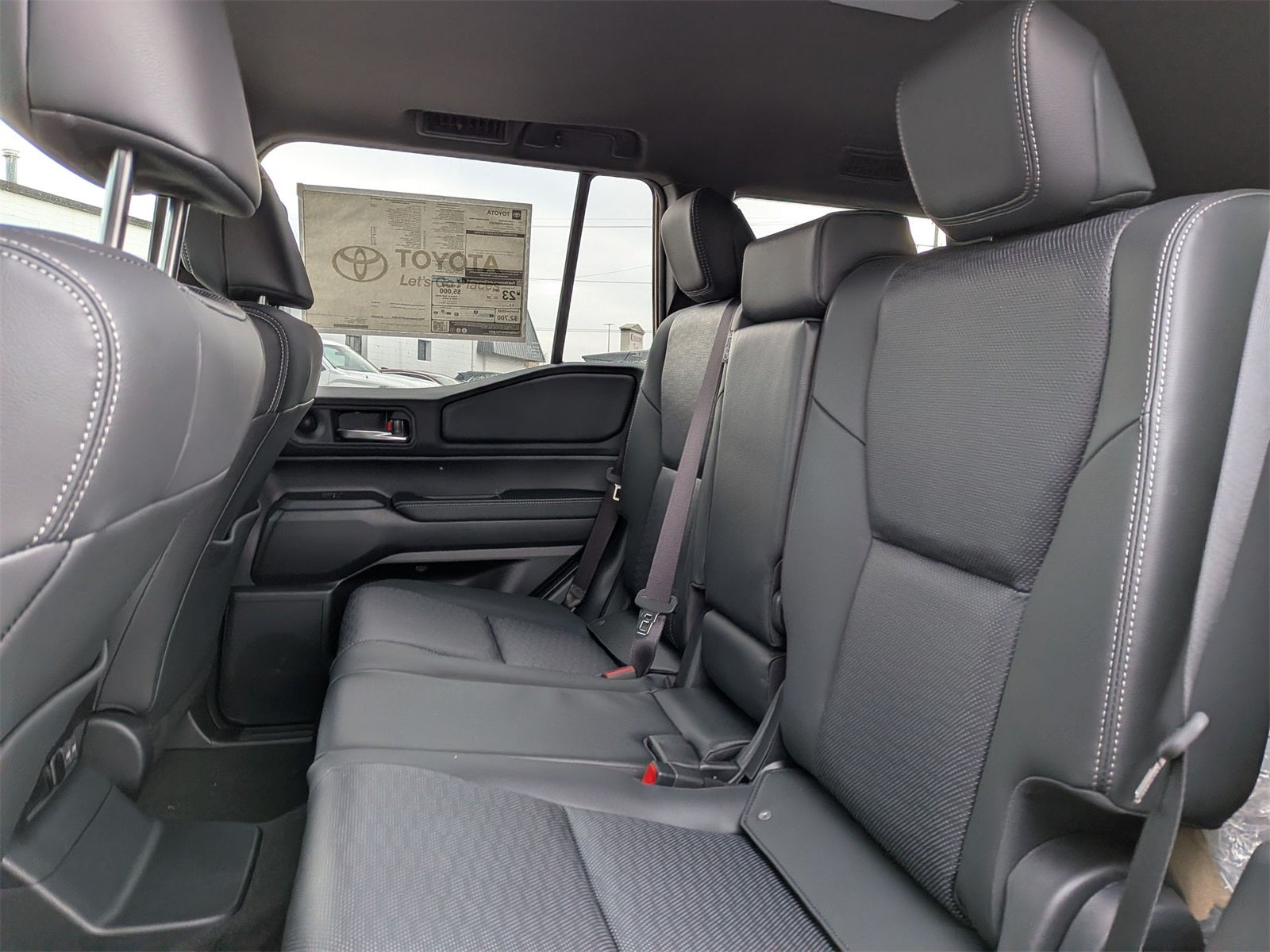 2026 Toyota Land Cruiser 4WD (Natl)