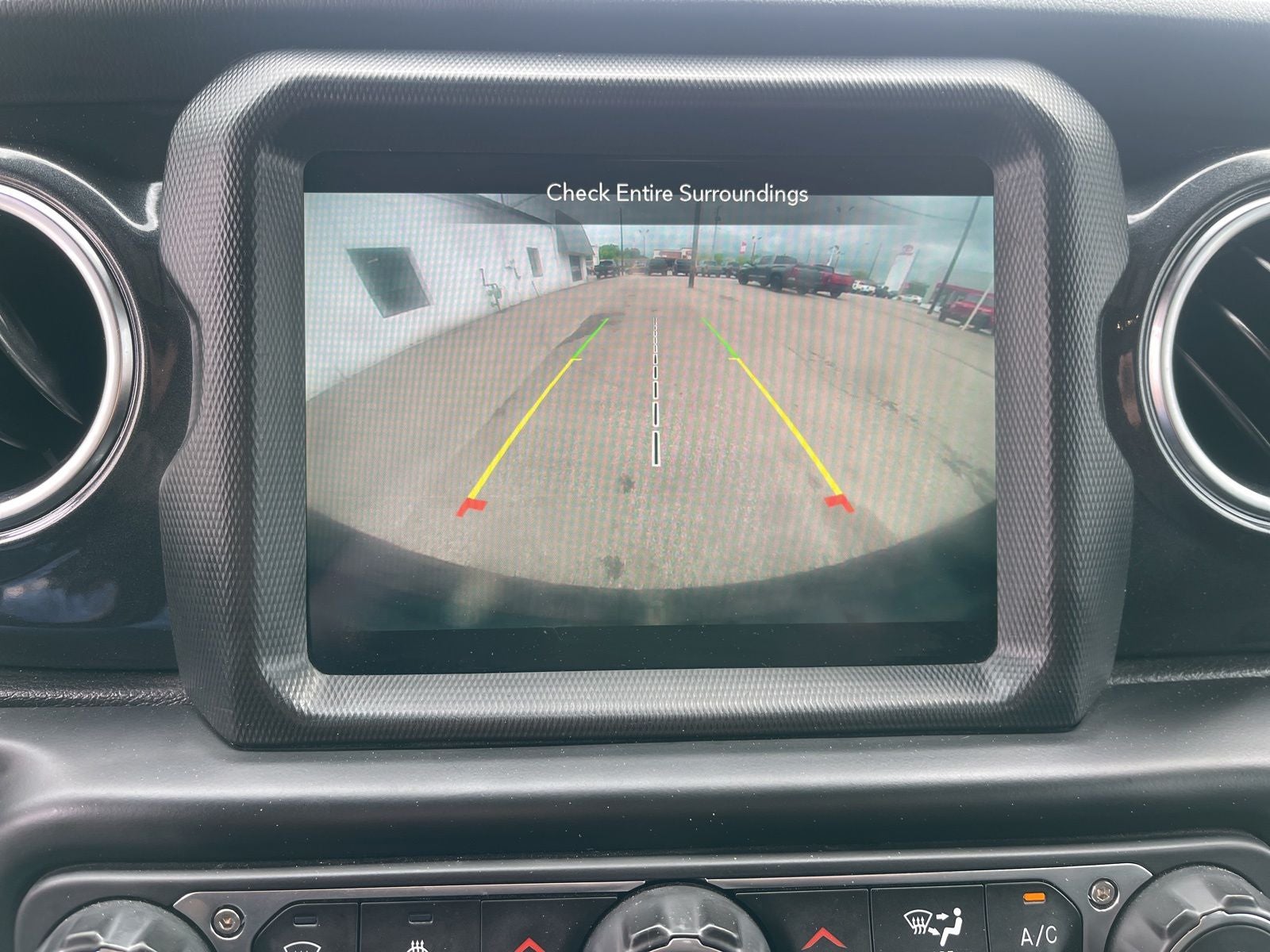 2022 Jeep Wrangler Unlimited Sahara Altitude