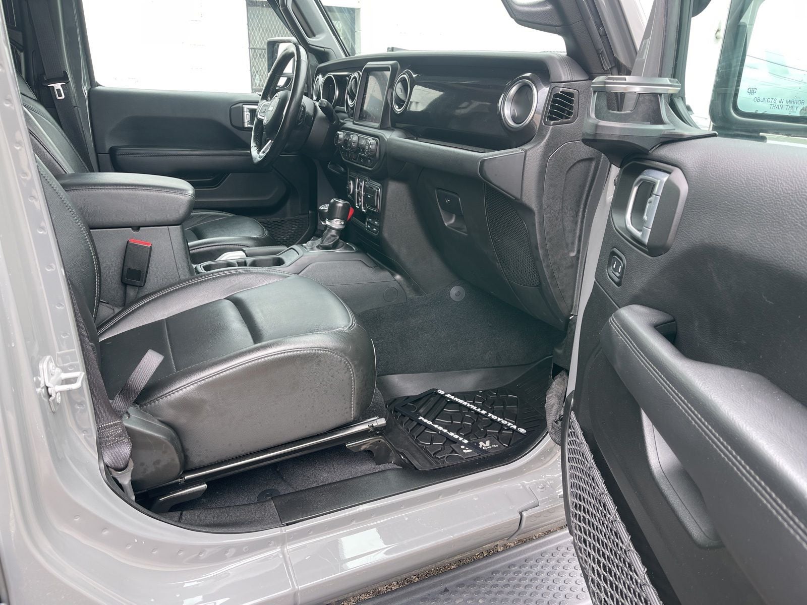 2022 Jeep Wrangler Unlimited Sahara Altitude
