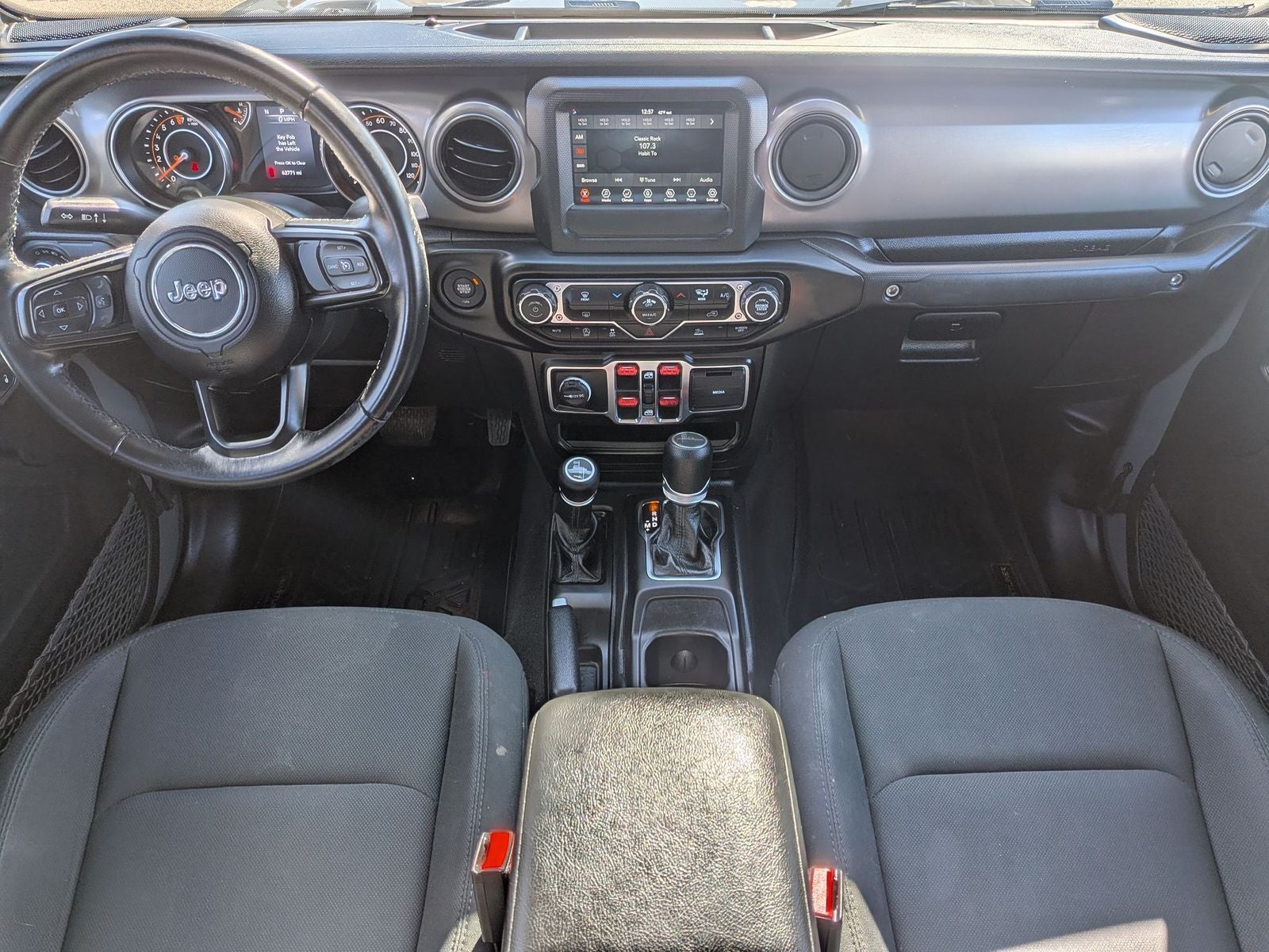 2022 Jeep Gladiator Sport