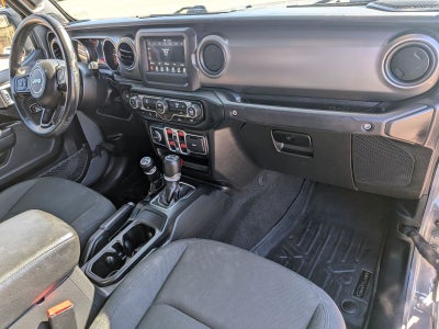 2022 Jeep Gladiator Sport