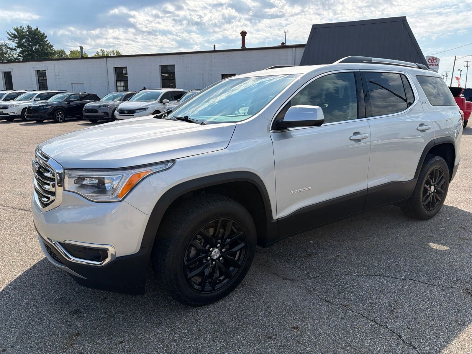 2019 GMC Acadia SLT-1