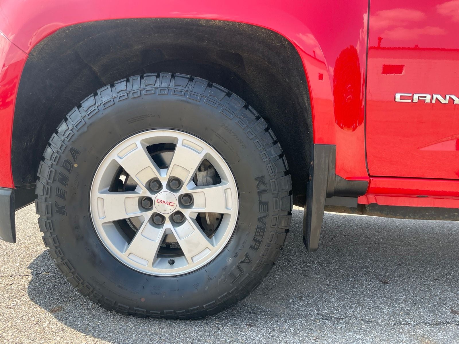 2018 GMC Canyon Base