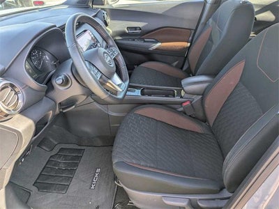 2023 Nissan Kicks SR