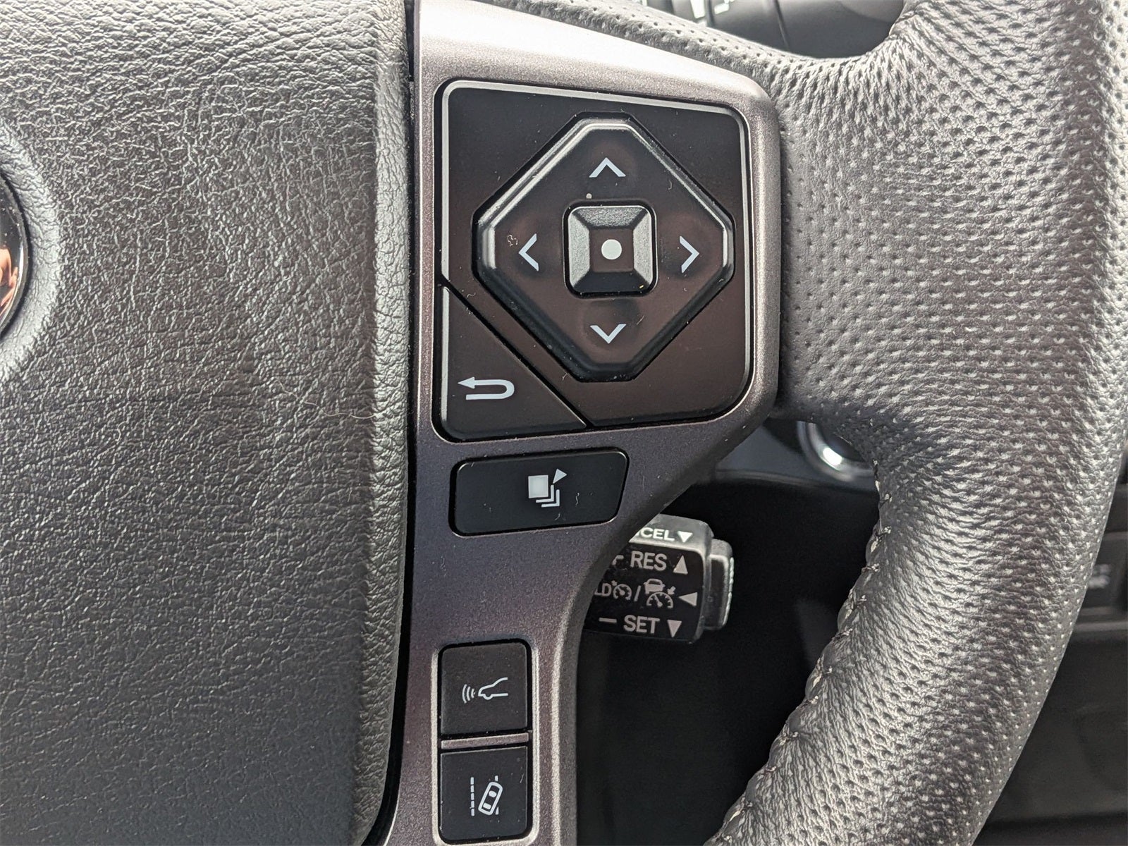 2023 Toyota Tacoma V6