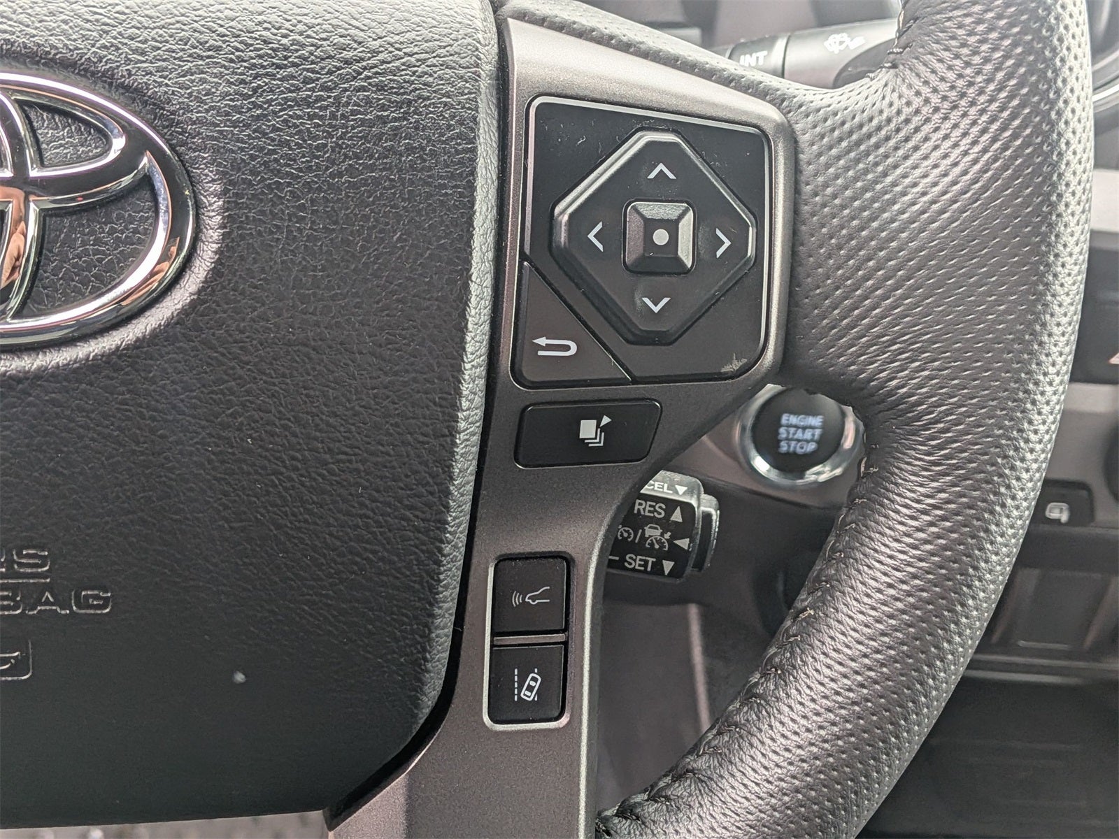 2023 Toyota Tacoma TRD Off-Road V6