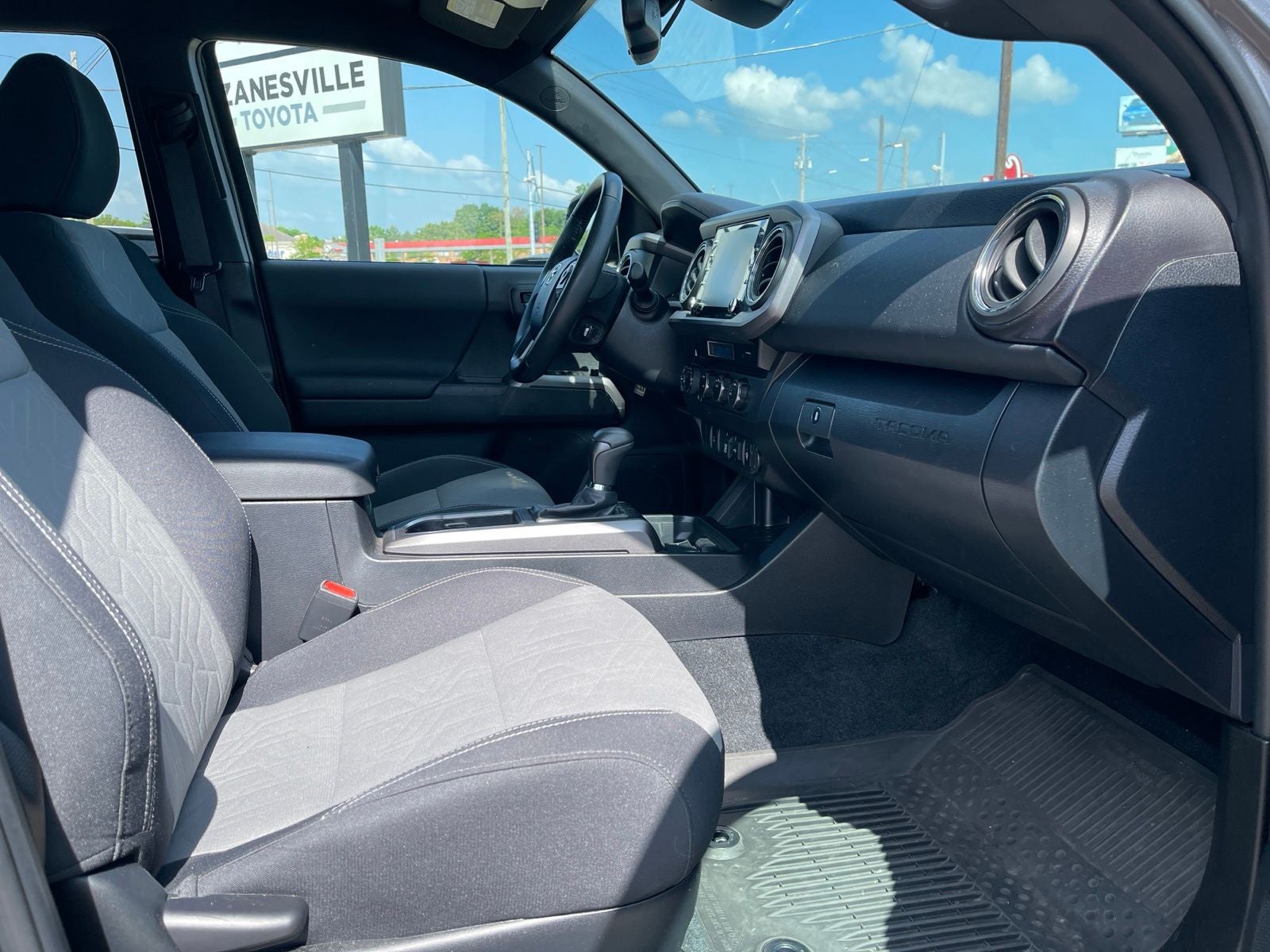 2023 Toyota Tacoma TRD Sport V6