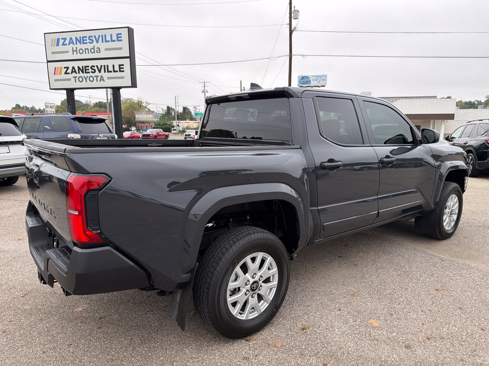 2025 Toyota Tacoma SR