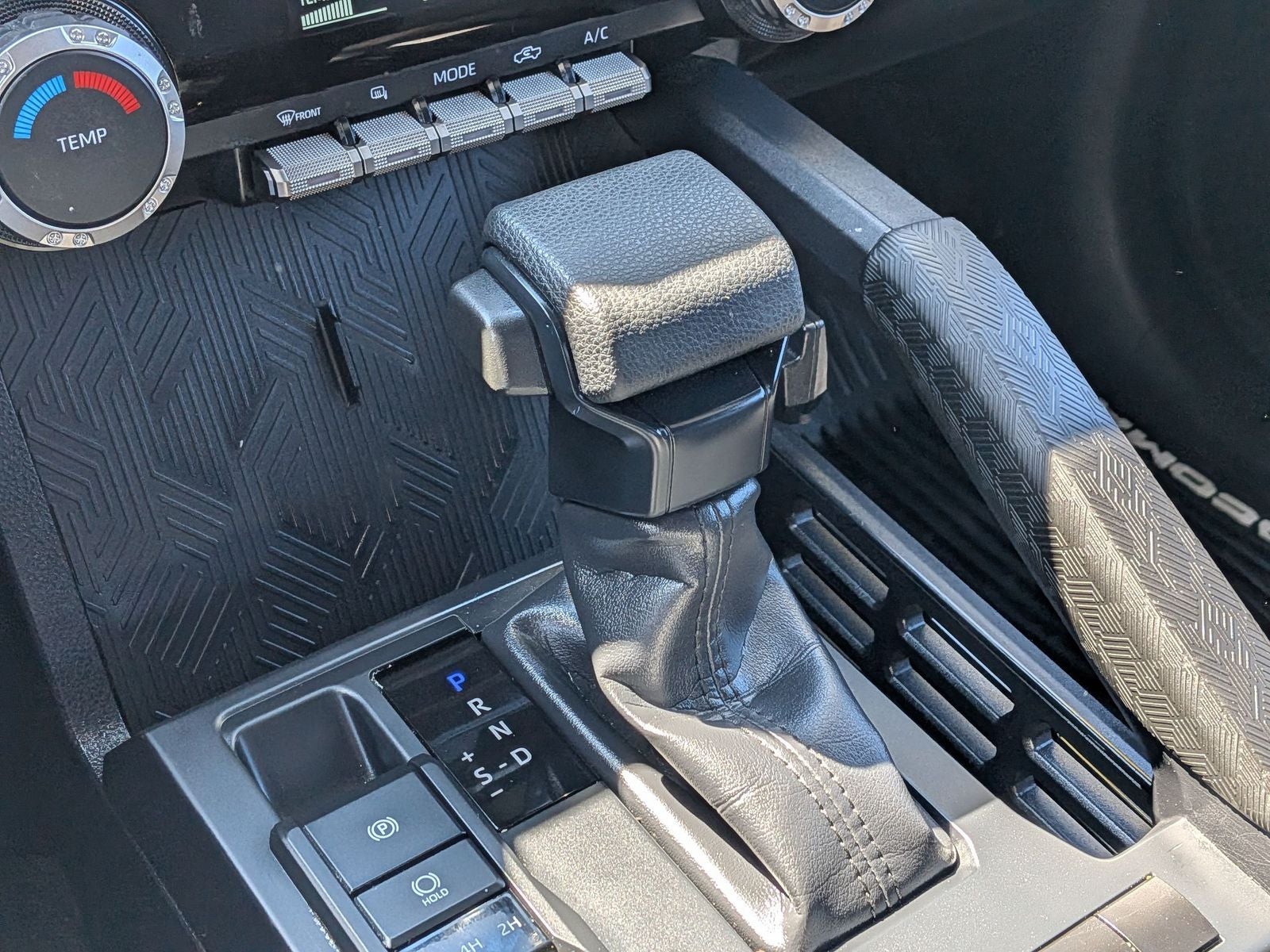 2024 Toyota Tacoma SR