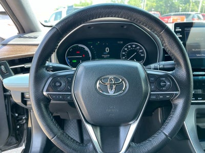 2021 Toyota Avalon Hybrid XLE Plus