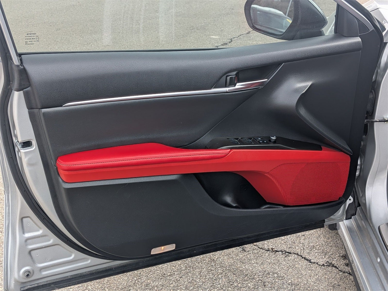 2024 Toyota Camry Hybrid XSE