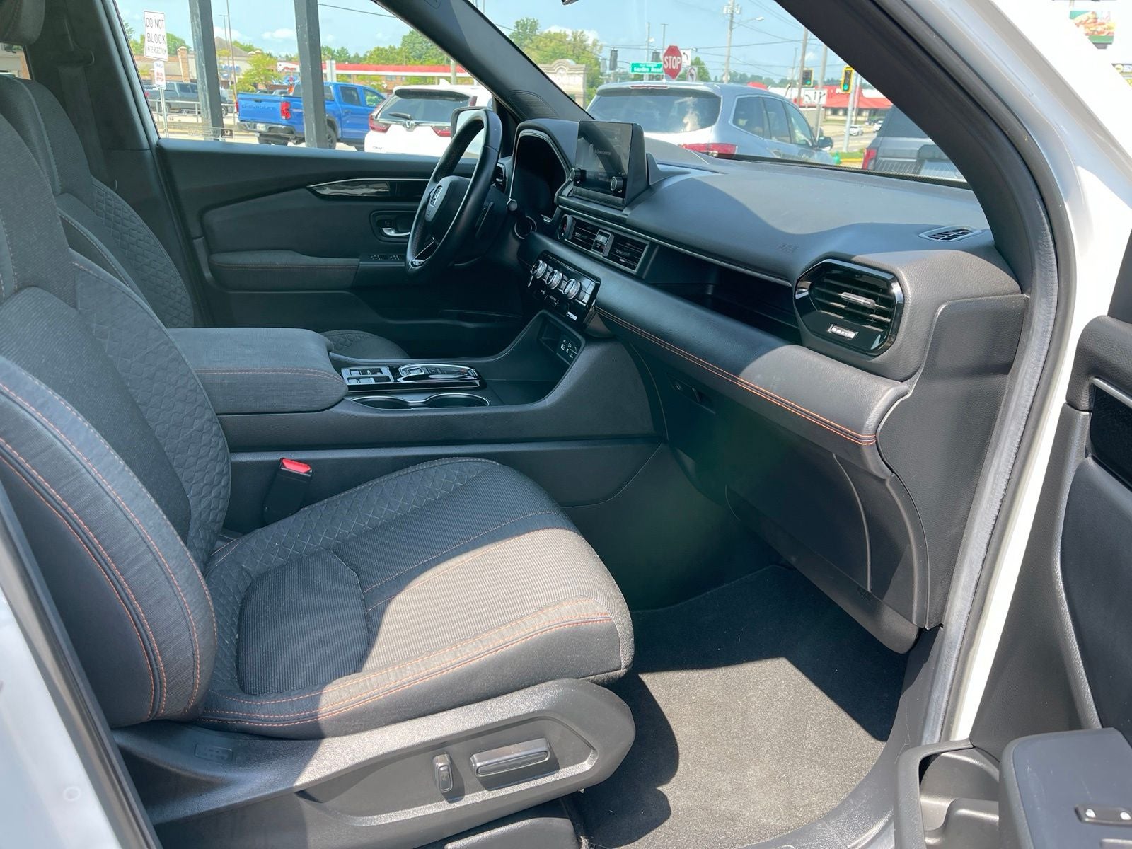 2025 Honda Pilot Sport