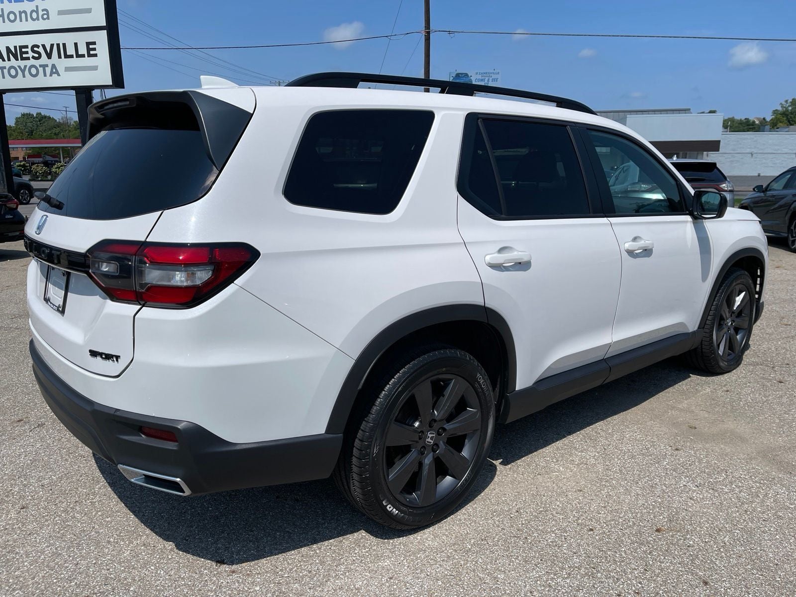 2025 Honda Pilot Sport