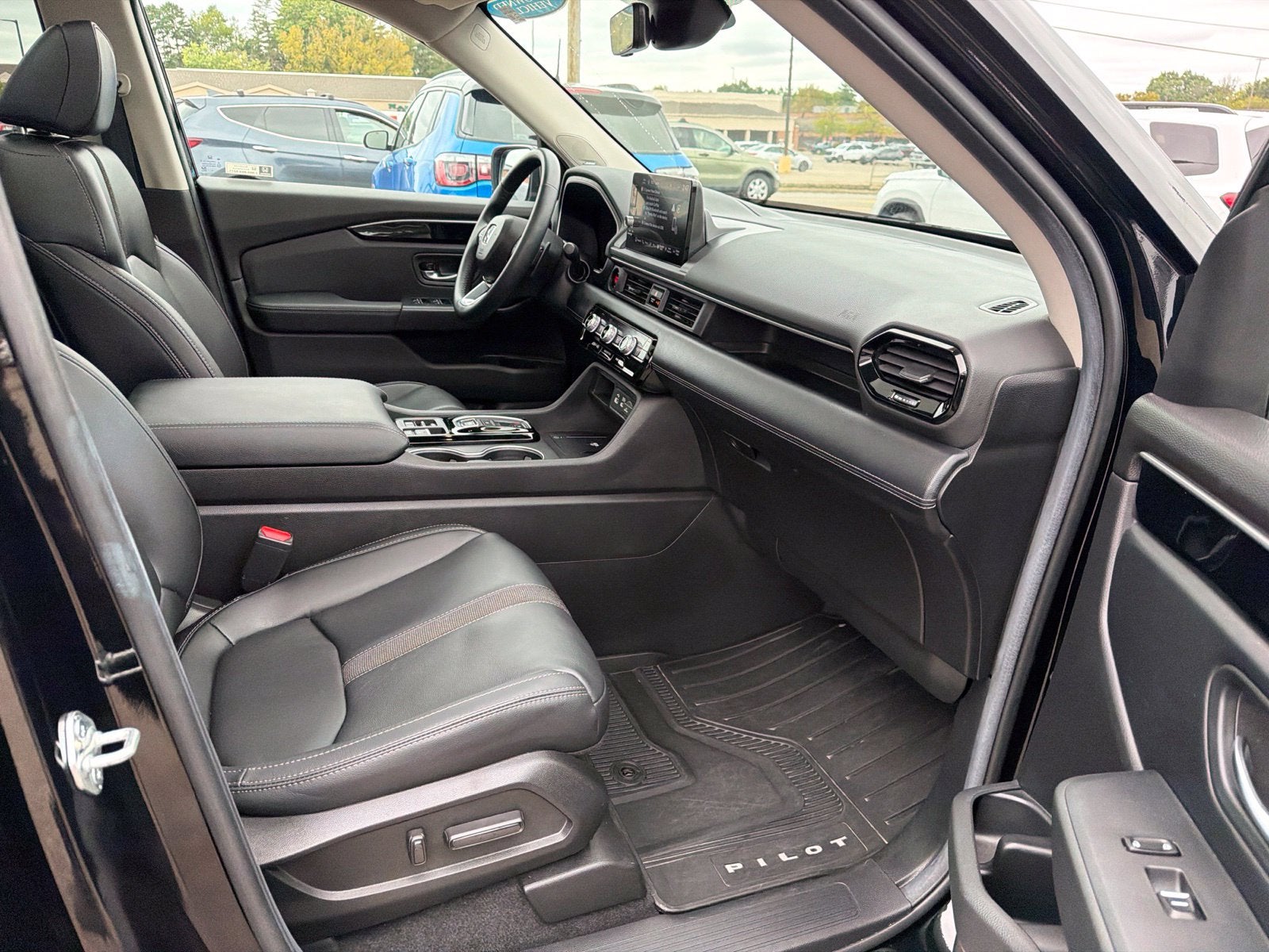2025 Honda Pilot AWD Touring w/HPD Wheels