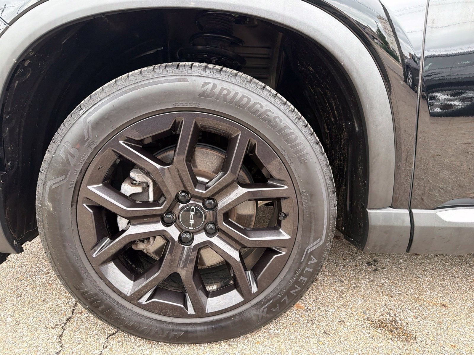 2025 Honda Pilot AWD Touring w/HPD Wheels