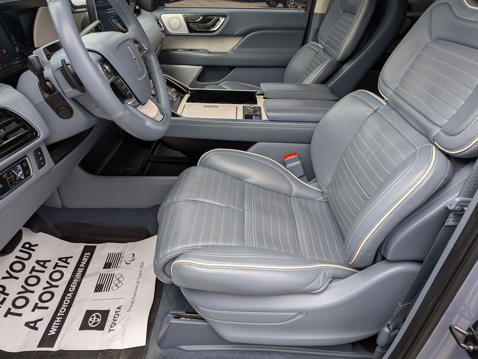 2024 Lincoln Navigator Black Label