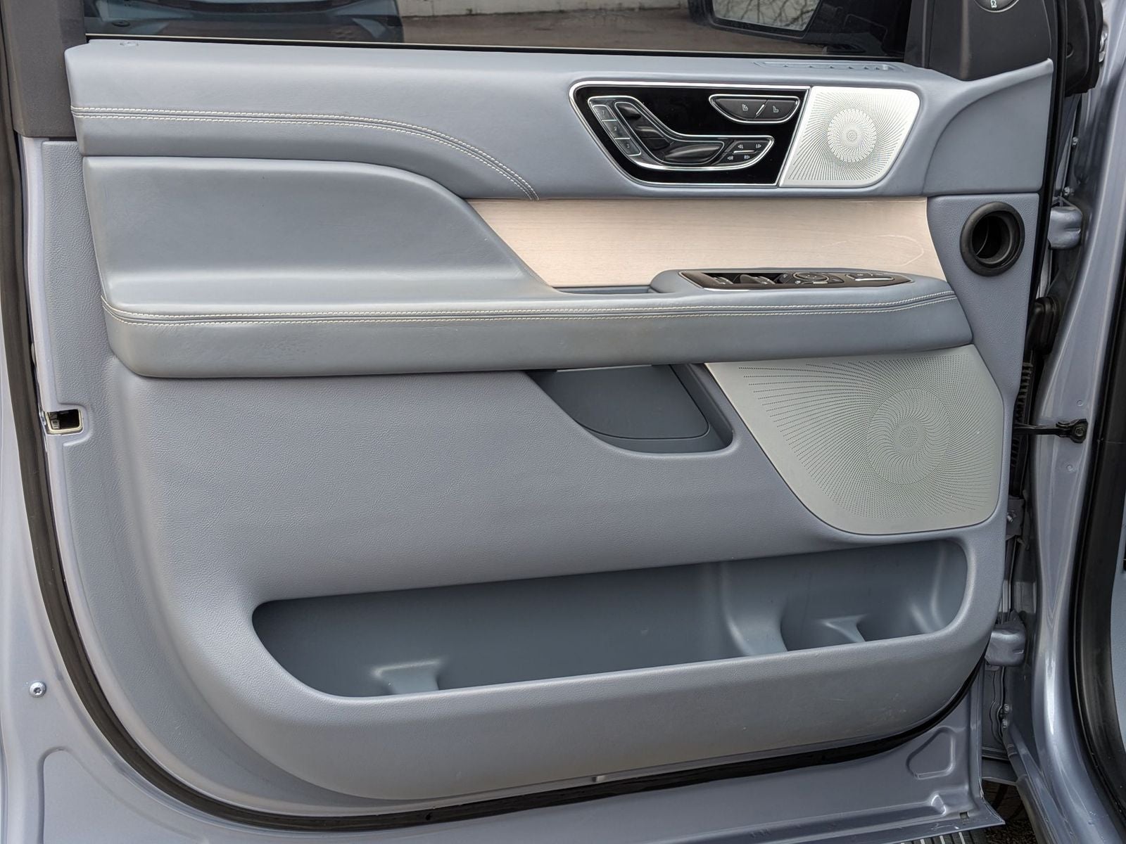 2024 Lincoln Navigator Black Label