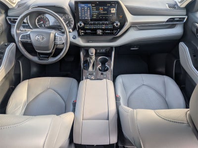 2022 Toyota Highlander Limited
