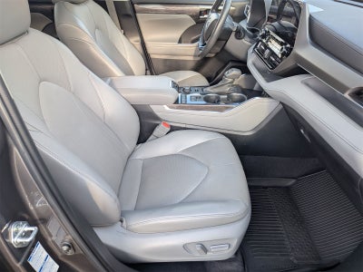 2022 Toyota Highlander Limited