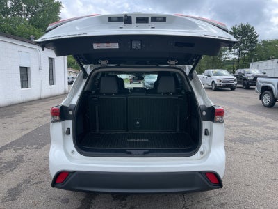 2022 Toyota Highlander XLE