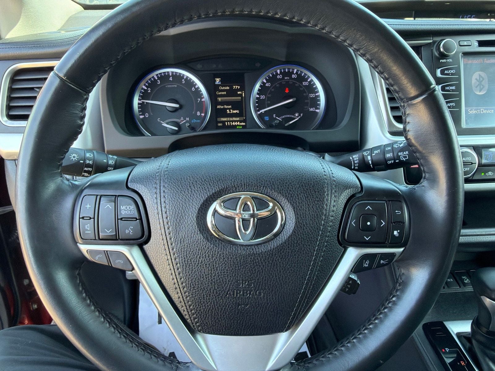 2019 Toyota Highlander SE