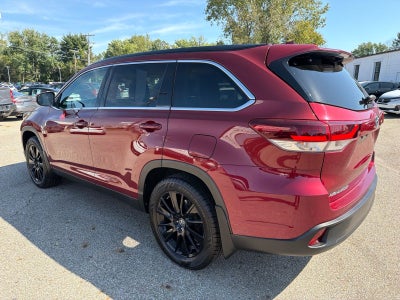 2019 Toyota Highlander SE