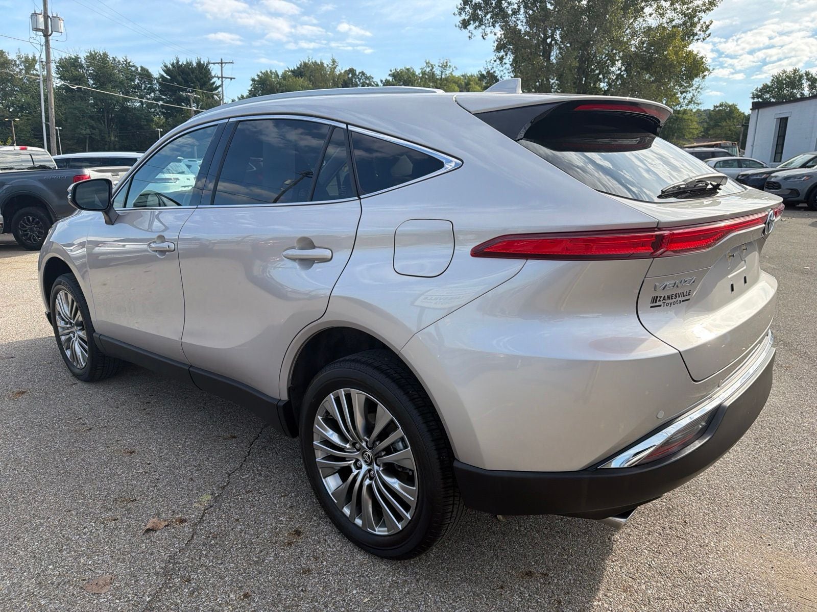 2024 Toyota Venza XLE