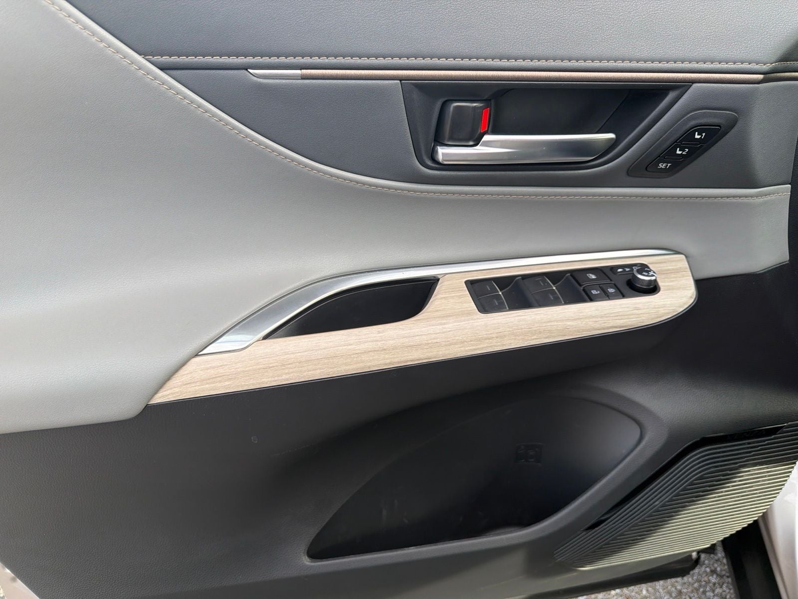 2024 Toyota Venza XLE