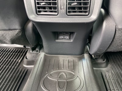 2024 Toyota Venza XLE