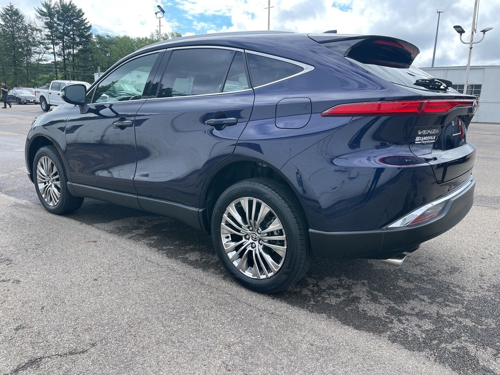 2024 Toyota Venza XLE
