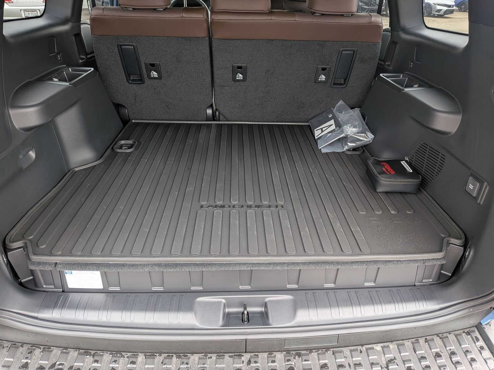 2025 Toyota Land Cruiser Base