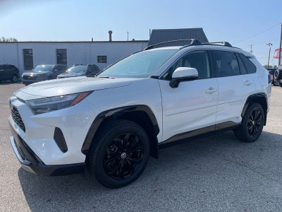 2022 Toyota RAV4 Hybrid SE