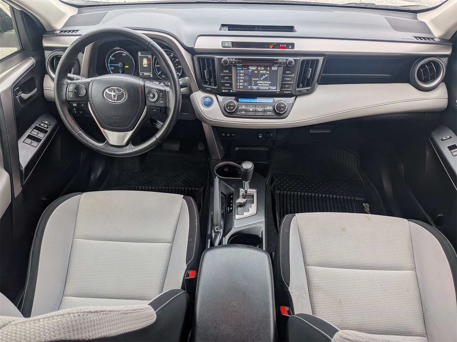 2017 Toyota RAV4 Hybrid XLE