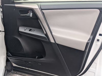 2017 Toyota RAV4 Hybrid XLE