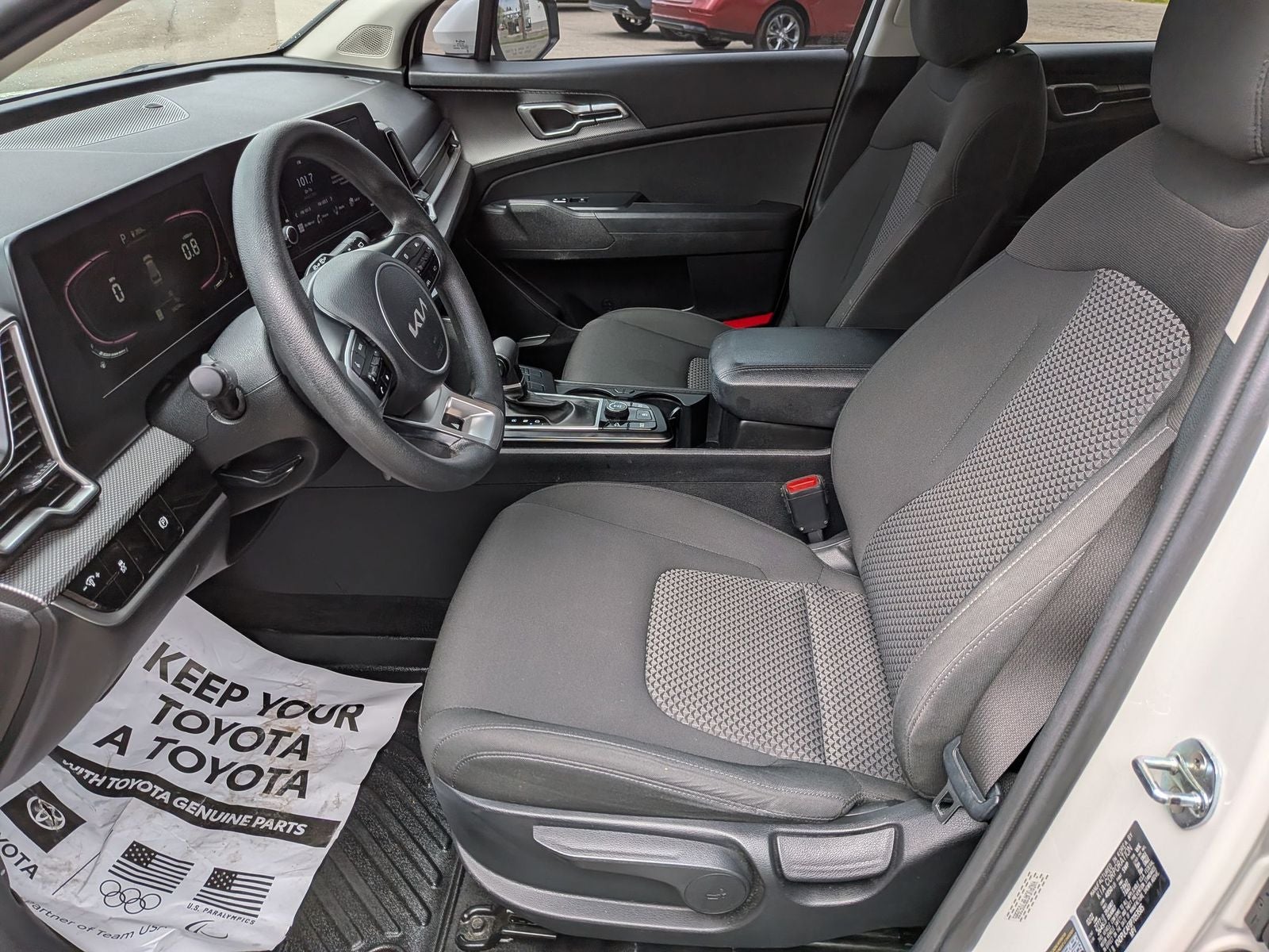 2023 Kia Sportage LX