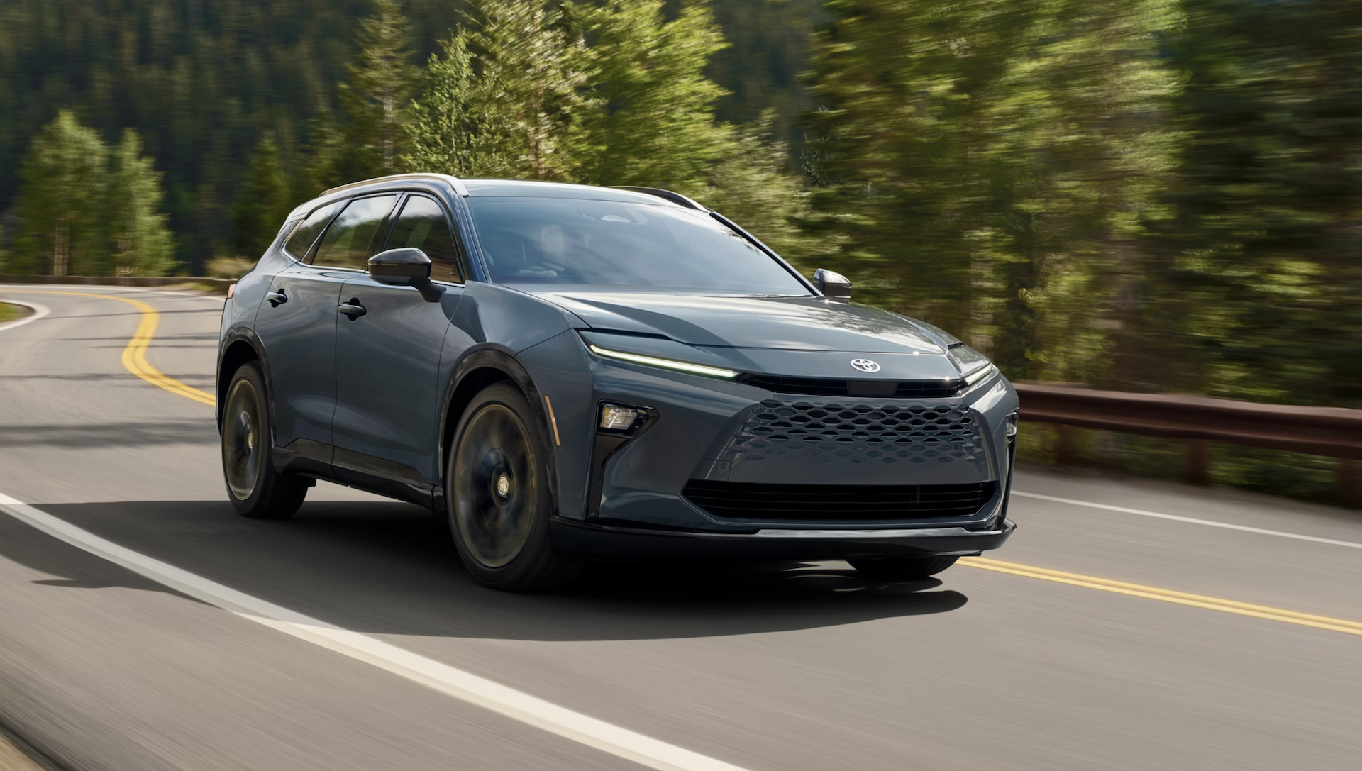 New 2025 Toyota Crown Signia Near Me in Zanesville, OH